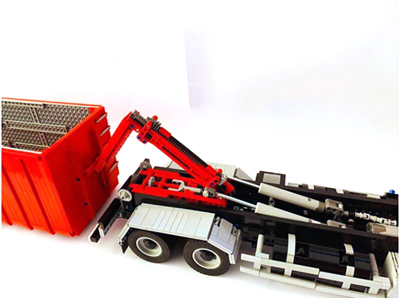 NEW 3574Pcs Hooklift truck MOC Building Blocks Bricks High-Tech Cars Construction Model DIY Education Assembly Toys Gifts 
NEW 3574Pcs Hooklift truck MOC Building Blocks Bricks High-Tech Cars Construction Model DIY Education Assembly Toys Gifts