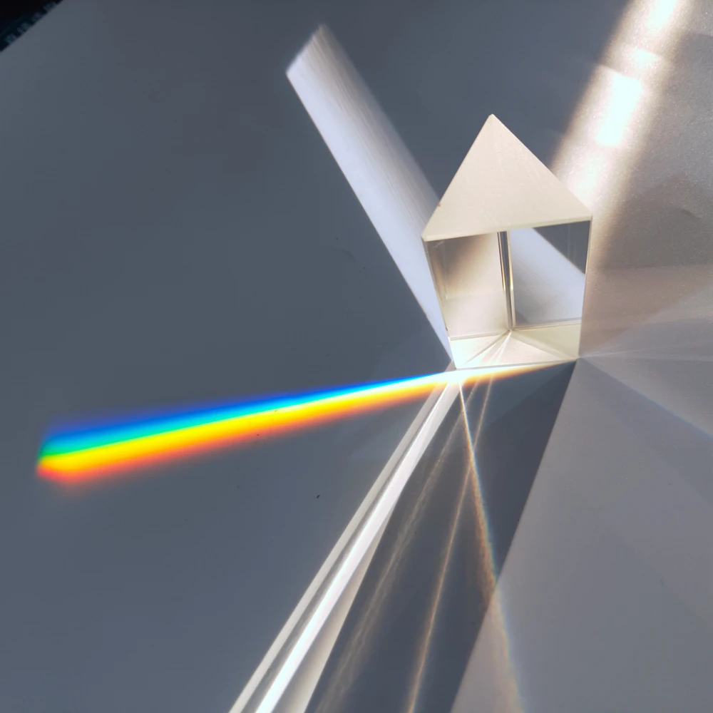 30x30x60mm Triangular Prism BK7 Optical Prisms Glass Physics Teaching Refracted Light Spectrum Rainbow Children Students Present
30x30x60mm Triangular Prism BK7 Optical Prisms Glass Physics Teaching Refracted Light Spectrum Rainbow Children Students Present