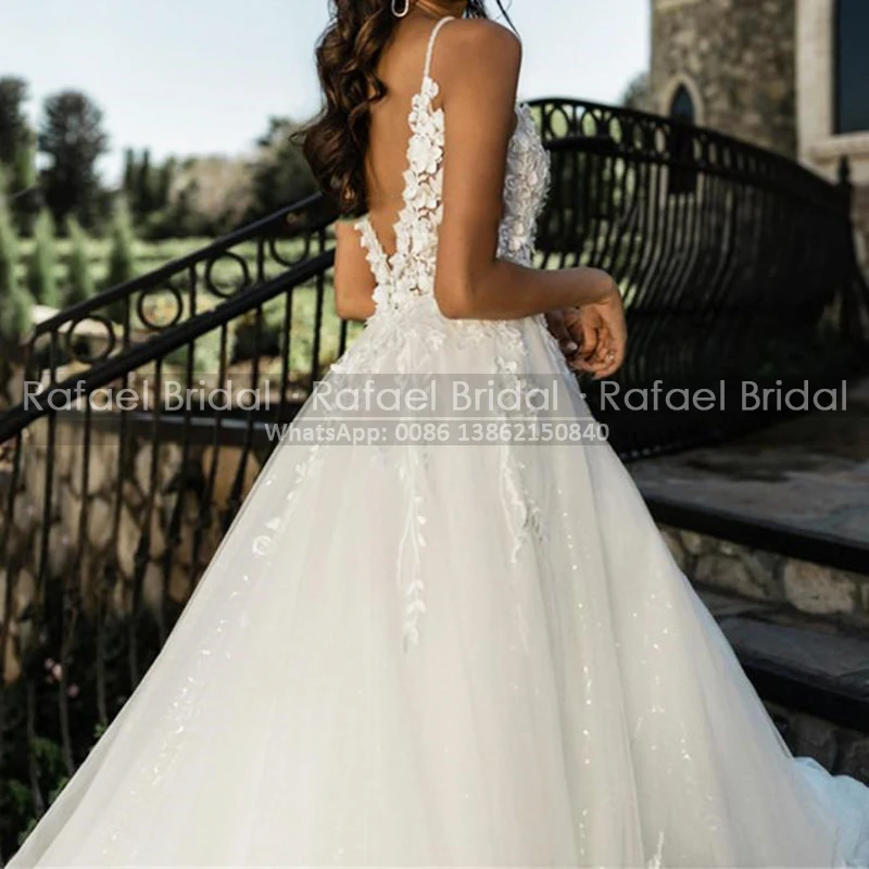 Backless Puffy A Line Wedding Dress Chapel Train 2021 White Tulle V Neck Spaghetti Strap Open Back Bridal Dresses Long For Women
Backless Puffy A Line Wedding Dress Chapel Train 2021 White Tulle V Neck Spaghetti Strap Open Back Bridal Dresses Long For Women