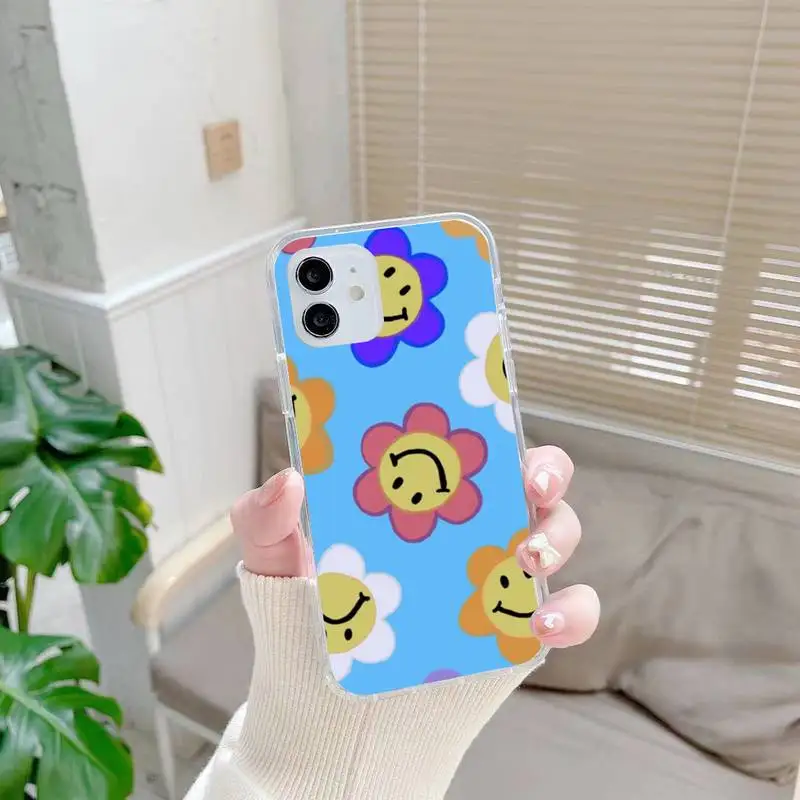 Smiley Flowers Phone Case For Samsung S10 S20 Note20 A71 A21s S4 S5 S6 Plus S20Fe lite Transparent Nax Fundas Cover
Smiley Flowers Phone Case For Samsung S10 S20 Note20 A71 A21s S4 S5 S6 Plus S20Fe lite Transparent Nax Fundas Cover