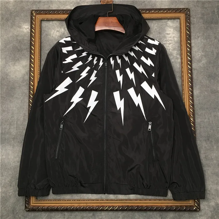 New 2022 Warm Winter Luxury Men thunderbolt Neil Zipper Casual Mess Inside Windbreaker With Hoody Trench Jackets Coat #A457
New 2022 Warm Winter Luxury Men thunderbolt Neil Zipper Casual Mess Inside Windbreaker With Hoody Trench Jackets Coat #A457