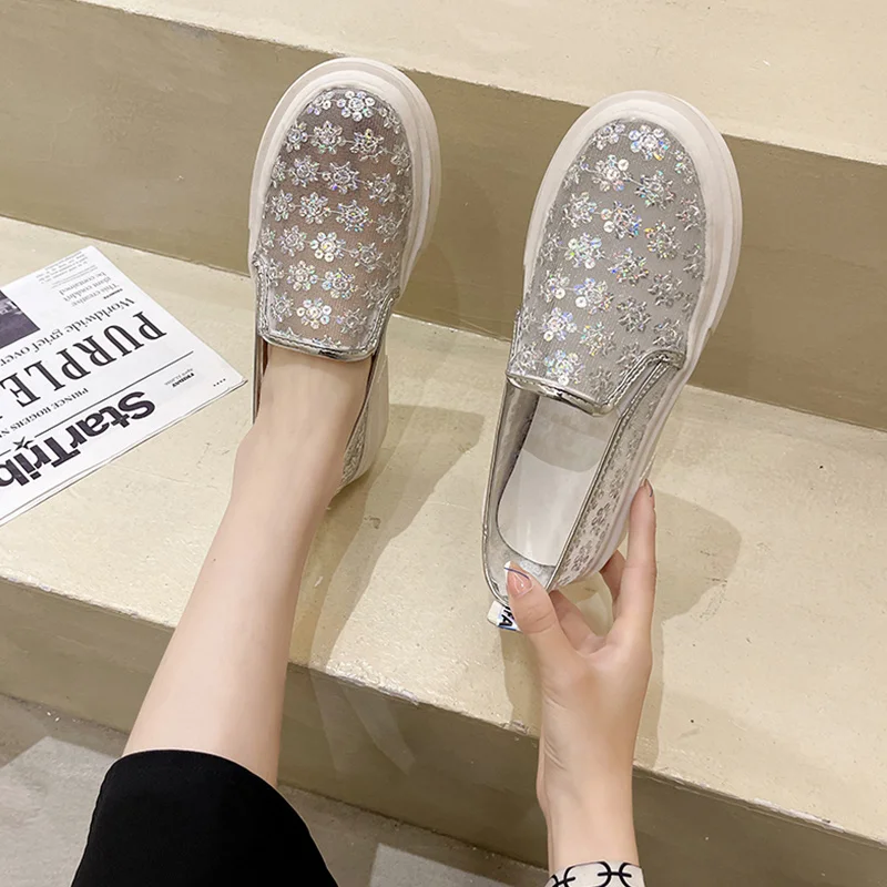 Slip On Shoes For Women Casual Female Sneakers Flats Loafers With Fur Round Toe Modis Slip-on Dress Summer New 2021 PU Fabric Sl
Slip On Shoes For Women Casual Female Sneakers Flats Loafers With Fur Round Toe Modis Slip-on Dress Summer New 2021 PU Fabric Sl