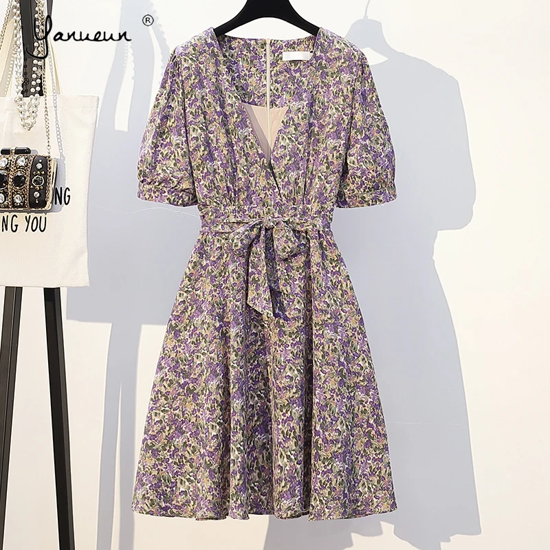 Yanueun Womens Summer Plus Size Cross V-Neck Back Zipper Lace Up Sashes Flower Print Drapped Knee-Length A-Line Dress For Lady
Yanueun Womens Summer Plus Size Cross V-Neck Back Zipper Lace Up Sashes Flower Print Drapped Knee-Length A-Line Dress For Lady