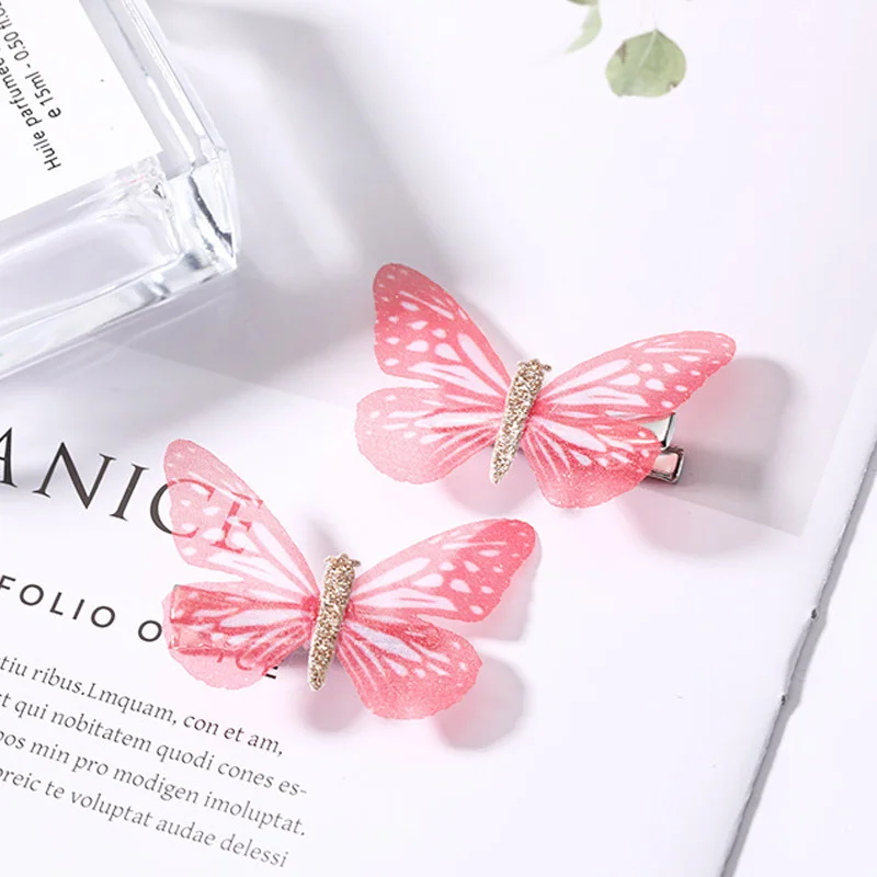 CN 18Pcs/lots Colorful Simulation Butterfly Hair Clips For Girls Kids Sweet Design Hair Ornament Hairpins Party Hair Accessories
CN 18Pcs/lots Colorful Simulation Butterfly Hair Clips For Girls Kids Sweet Design Hair Ornament Hairpins Party Hair Accessories