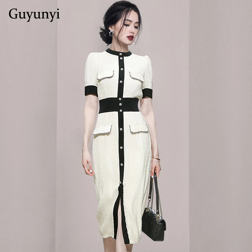 Elegant Office Lady Dress 2022 Summer Plain Contrast Stitching Stand Collar Decorated Single-Breasted Puff Sleeve Party Dress
Elegant Office Lady Dress 2022 Summer Plain Contrast Stitching Stand Collar Decorated Single-Breasted Puff Sleeve Party Dress
