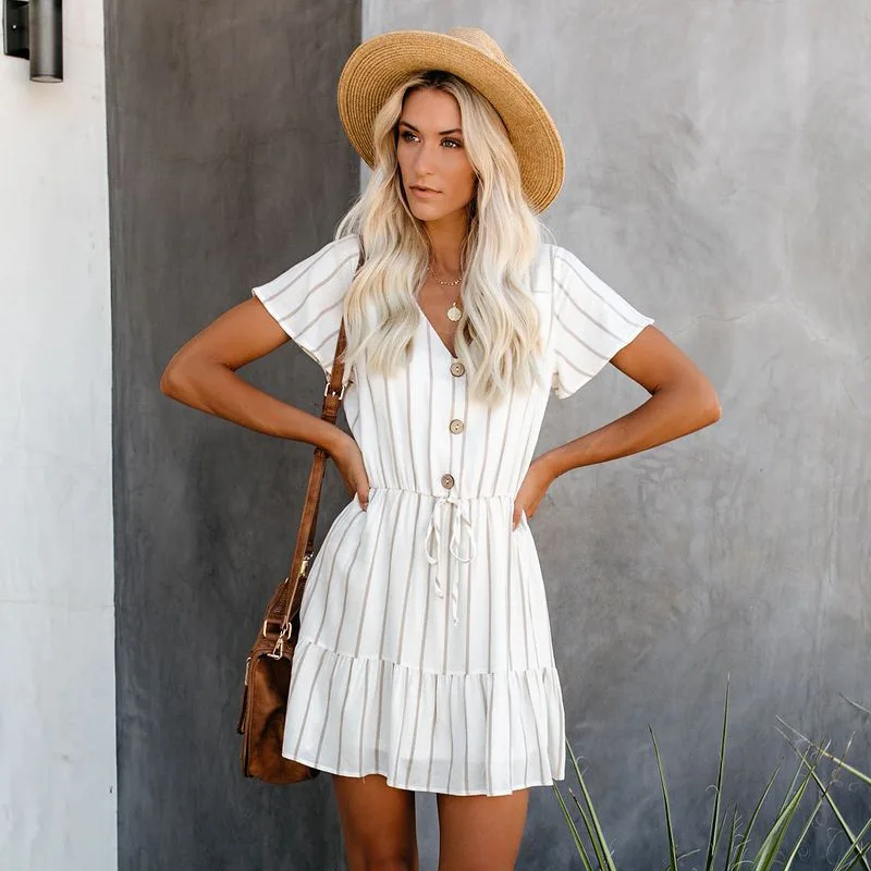 Women's summer dresses Women's 2020 summer new dresses Striped printed chiffon dress European and American sexy women's skirts
Women's summer dresses Women's 2020 summer new dresses Striped printed chiffon dress European and American sexy women's skirts