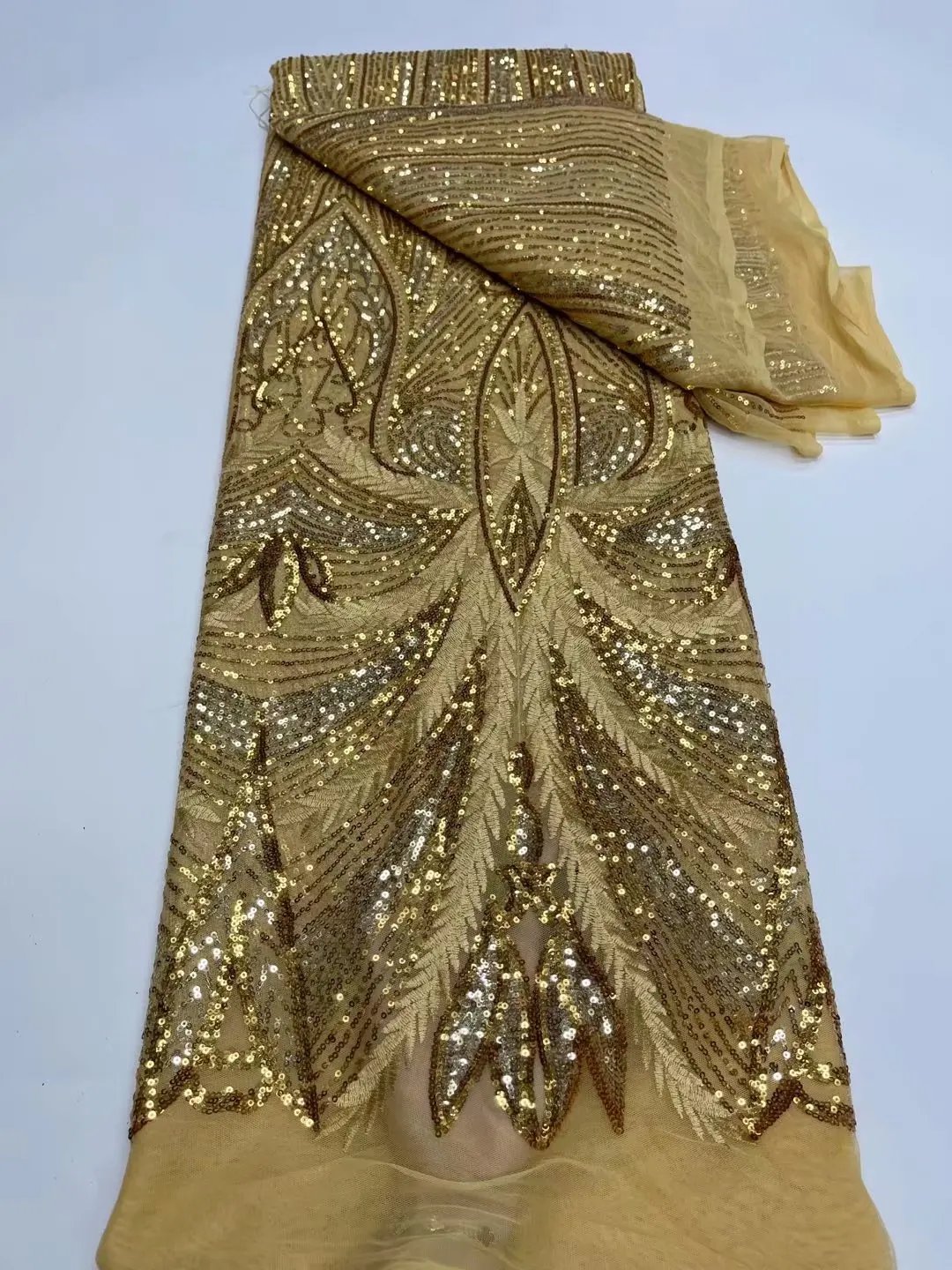 Very Nice HOT Low Price High Quality African Aso Ebi Party Mesh Lace Fabric with Full Sequins Shinning Yellow Gold Turtle T153
Very Nice HOT Low Price High Quality African Aso Ebi Party Mesh Lace Fabric with Full Sequins Shinning Yellow Gold Turtle T153