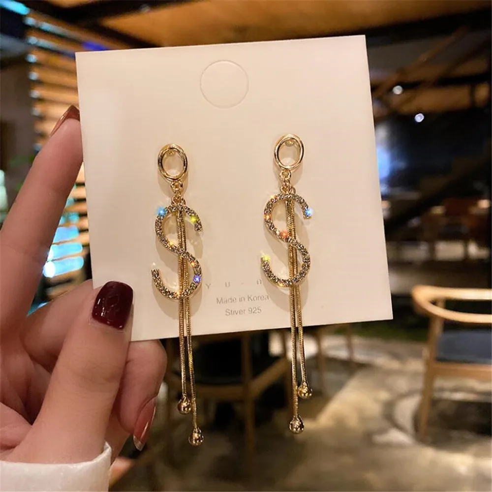 New Fashion Rhinestone Dollar Icon Shape Hanging Shiny Dangle Temperament Letter Earrings Exaggerated Women's Earrings
New Fashion Rhinestone Dollar Icon Shape Hanging Shiny Dangle Temperament Letter Earrings Exaggerated Women's Earrings