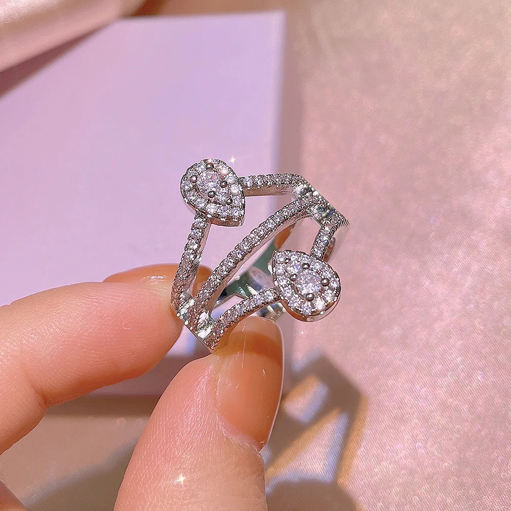 Elegant Three Layer Full Clear Micro Cubic Zirconia 925 Sterling Silver Water Drop Rings for Wedding Engagement Women Jewelry
Elegant Three Layer Full Clear Micro Cubic Zirconia 925 Sterling Silver Water Drop Rings for Wedding Engagement Women Jewelry