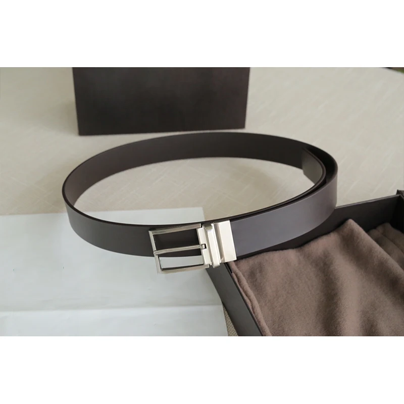 Top Leather Men's Leather Belt Business Simplicity Luxury Brands Pin Buckle Women's Belt High-Grade Gift Box Packaging 2021 New
Top Leather Men's Leather Belt Business Simplicity Luxury Brands Pin Buckle Women's Belt High-Grade Gift Box Packaging 2021 New