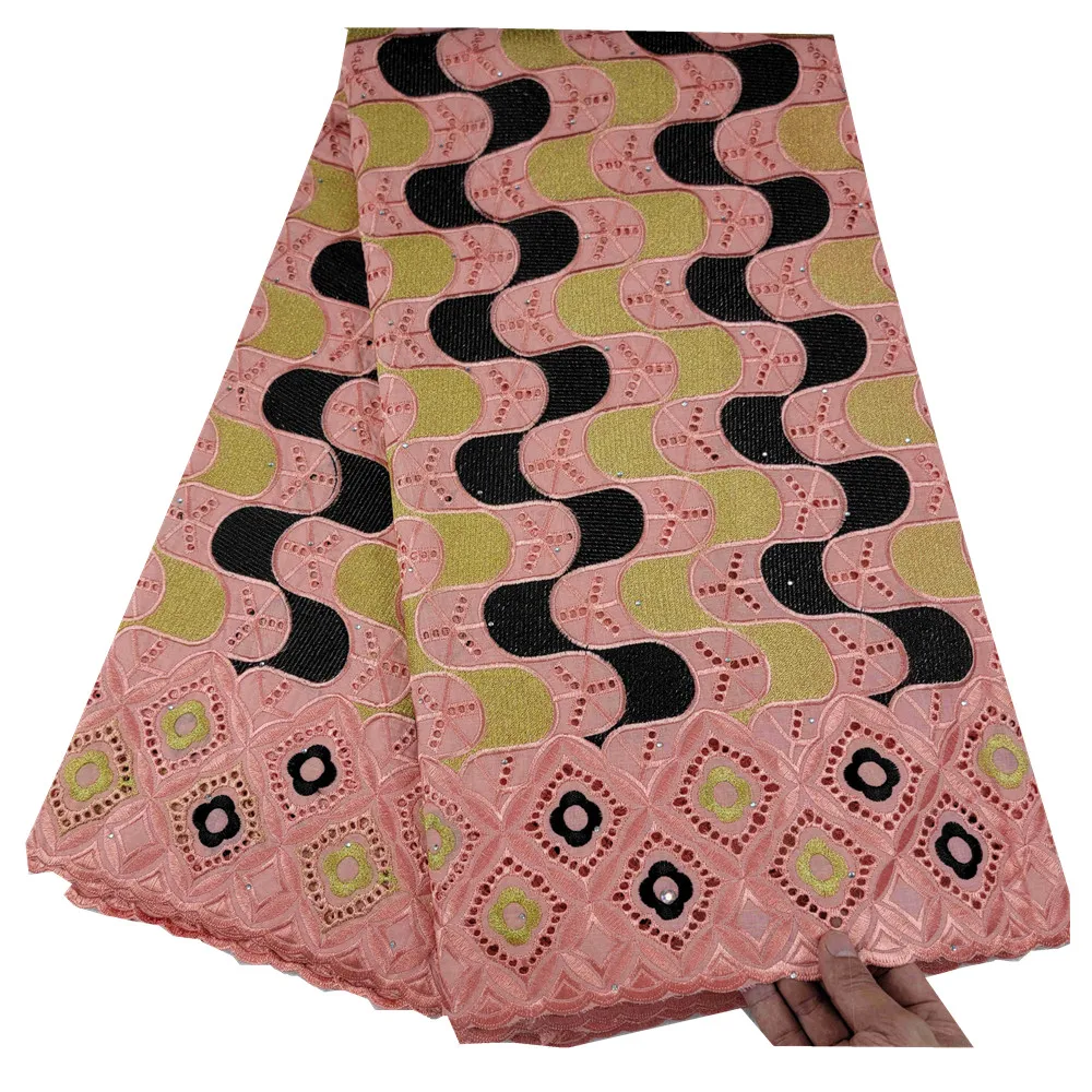 New Arrival African Cotton Lace Fabric 2021 High Quality 100% Cotton Laces Nigeria Swiss Voile Laces With Stones 5 Yards HL31603
New Arrival African Cotton Lace Fabric 2021 High Quality 100% Cotton Laces Nigeria Swiss Voile Laces With Stones 5 Yards HL31603