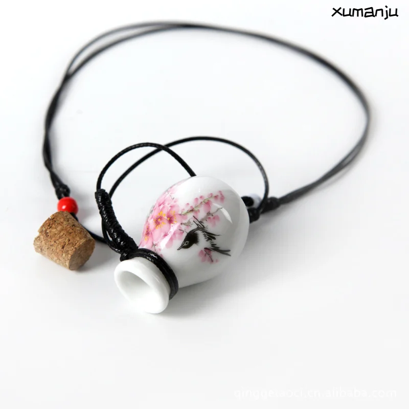Necklaces Ceramic Necklace Vase Perfume Bottle Necklace Pendant Jewelry Personalized Design Necklaces for Women Sweater Chain
Necklaces Ceramic Necklace Vase Perfume Bottle Necklace Pendant Jewelry Personalized Design Necklaces for Women Sweater Chain