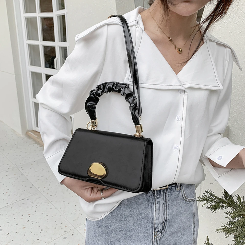 New Casual Handbag Purse Fashion Women PU Leather Pure Color PU Shoulder Bags Casual Ladies Pleated Crossbody Bags
New Casual Handbag Purse Fashion Women PU Leather Pure Color PU Shoulder Bags Casual Ladies Pleated Crossbody Bags