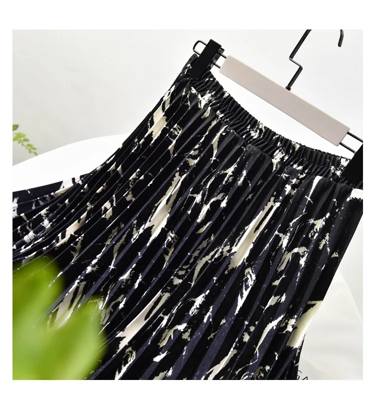 2021 New Spring High Waist Vintage Women A-Line Pleated Skirt Fashion Stretch Two Layer Women Long Skirt Faldas Jupe Femme Saia 
2021 New Spring High Waist Vintage Women A-Line Pleated Skirt Fashion Stretch Two Layer Women Long Skirt Faldas Jupe Femme Saia