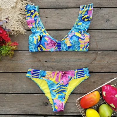 2021 New High Waist Swimwear Women Swimsuit Push Up Bikinis Women Biquini Ruffle Swimwear Women Swimsuit Beach Wear Female 
2021 New High Waist Swimwear Women Swimsuit Push Up Bikinis Women Biquini Ruffle Swimwear Women Swimsuit Beach Wear Female