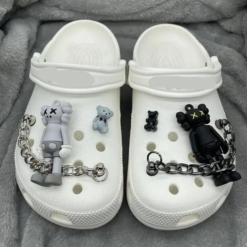Hot Sale New Design Chains Style Croc Charms Multiple Combination Puppets Fashion Shoes Accessories 3D Cool Shoes Decorations
Hot Sale New Design Chains Style Croc Charms Multiple Combination Puppets Fashion Shoes Accessories 3D Cool Shoes Decorations