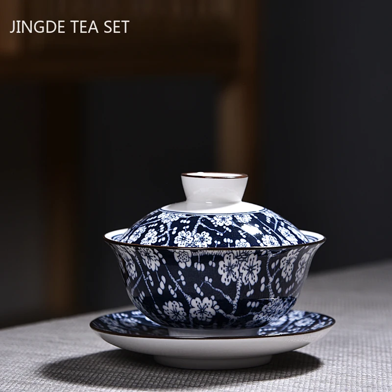 Retro Handmade Blue and White Porcelain Gaiwan Chinese Ceramic Tea Bowl Household Teaware Drinkware Portable Personal Cup 190ml
Retro Handmade Blue and White Porcelain Gaiwan Chinese Ceramic Tea Bowl Household Teaware Drinkware Portable Personal Cup 190ml