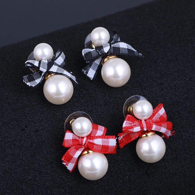 Sweet fabrics Bow-knot and Pearl Earrings for Girls New Fashion Design Women Pearl Jewelry Elegance Girls Birthday Gift Earring
Sweet fabrics Bow-knot and Pearl Earrings for Girls New Fashion Design Women Pearl Jewelry Elegance Girls Birthday Gift Earring