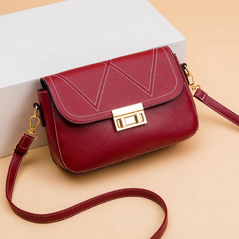 Fashion Messenger Bag Korean New PU Leather Soft Women Messenger Bag Simple Pure Color Large Capacity Lady Shopping Handbag
Fashion Messenger Bag Korean New PU Leather Soft Women Messenger Bag Simple Pure Color Large Capacity Lady Shopping Handbag