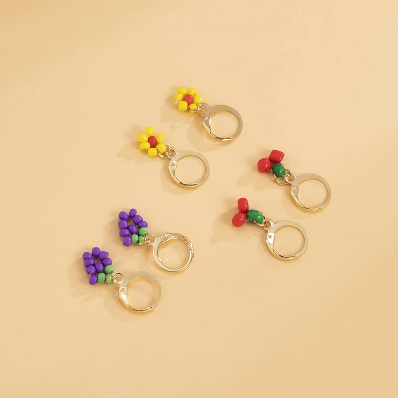 Creative 3 Piece Set Beaded Cartoon Fruit Pendant Earrings for Women Ladies Candy Color Knit Dangle Earrings Accessories Gifts
Creative 3 Piece Set Beaded Cartoon Fruit Pendant Earrings for Women Ladies Candy Color Knit Dangle Earrings Accessories Gifts