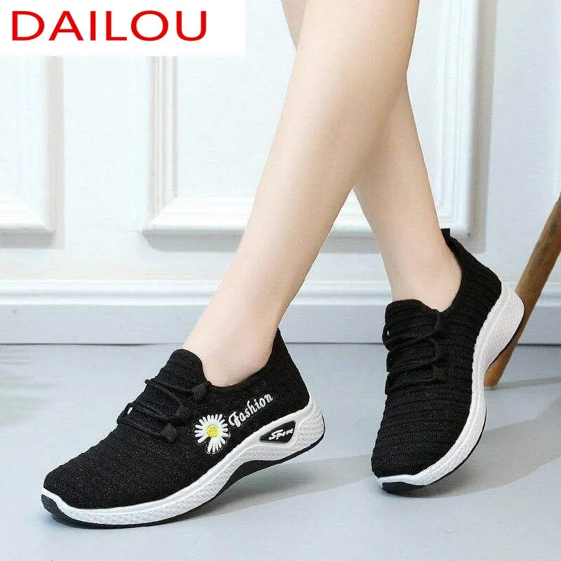 2021 Autumn Fashion Women Lace-up Sneakers Comfortable Casual Shoes Woman Lightweight Breathable Solid Color Flower Women Shoes
2021 Autumn Fashion Women Lace-up Sneakers Comfortable Casual Shoes Woman Lightweight Breathable Solid Color Flower Women Shoes