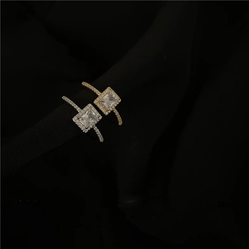 Korean Delicate Square Cubic Zircon Rings For Women Girls Micro Paved Open Adjustable Ring Fashion Jewelry Gifts
Korean Delicate Square Cubic Zircon Rings For Women Girls Micro Paved Open Adjustable Ring Fashion Jewelry Gifts