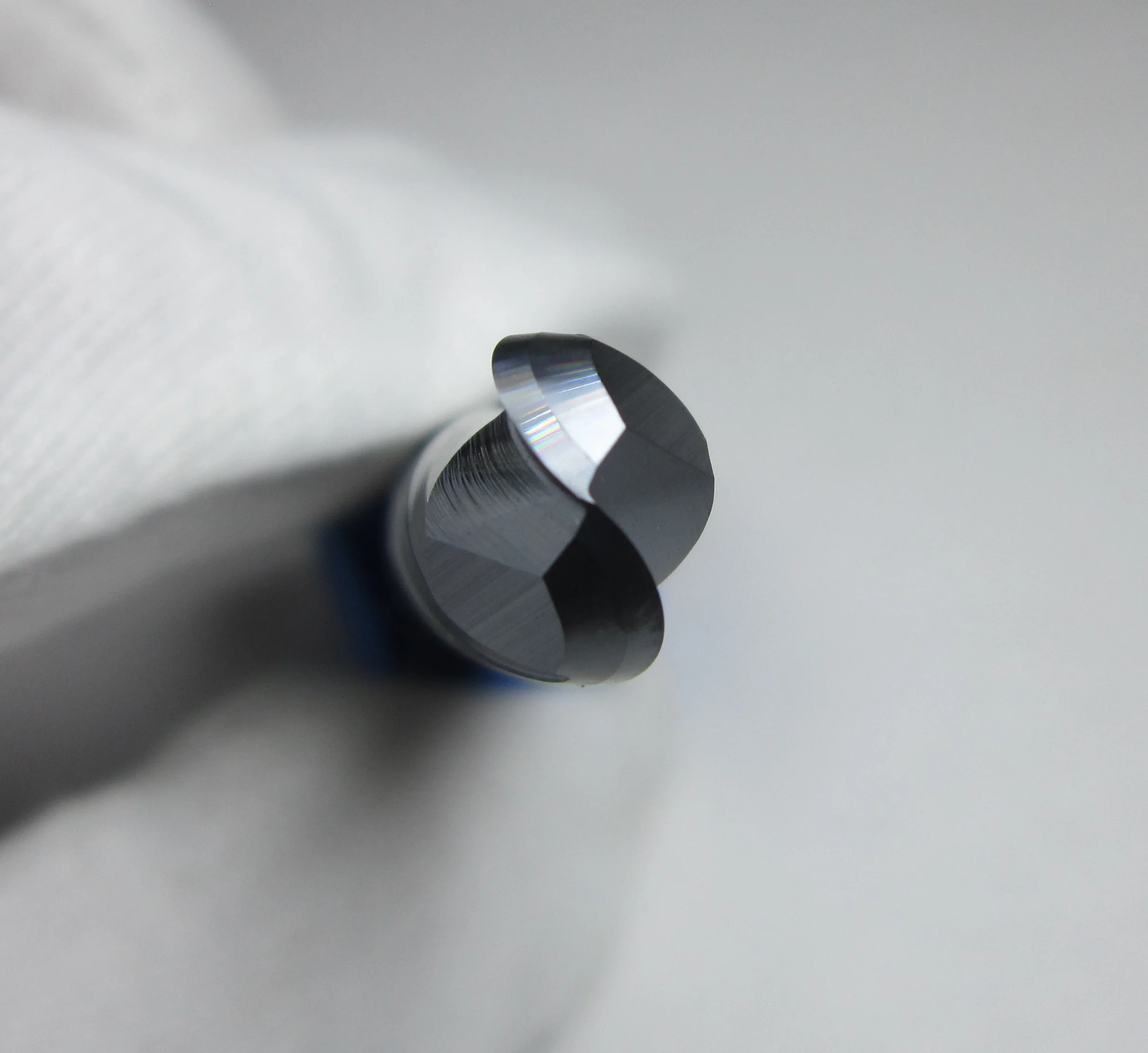 8PCS radius 0.5 1.0 1.5 2.0 2.5 3.0 4.0 5.0 mm HRC45 Carbide Ball Nose End Mills set milling cutter 45HRC metal molds finishing
8PCS radius 0.5 1.0 1.5 2.0 2.5 3.0 4.0 5.0 mm HRC45 Carbide Ball Nose End Mills set milling cutter 45HRC metal molds finishing