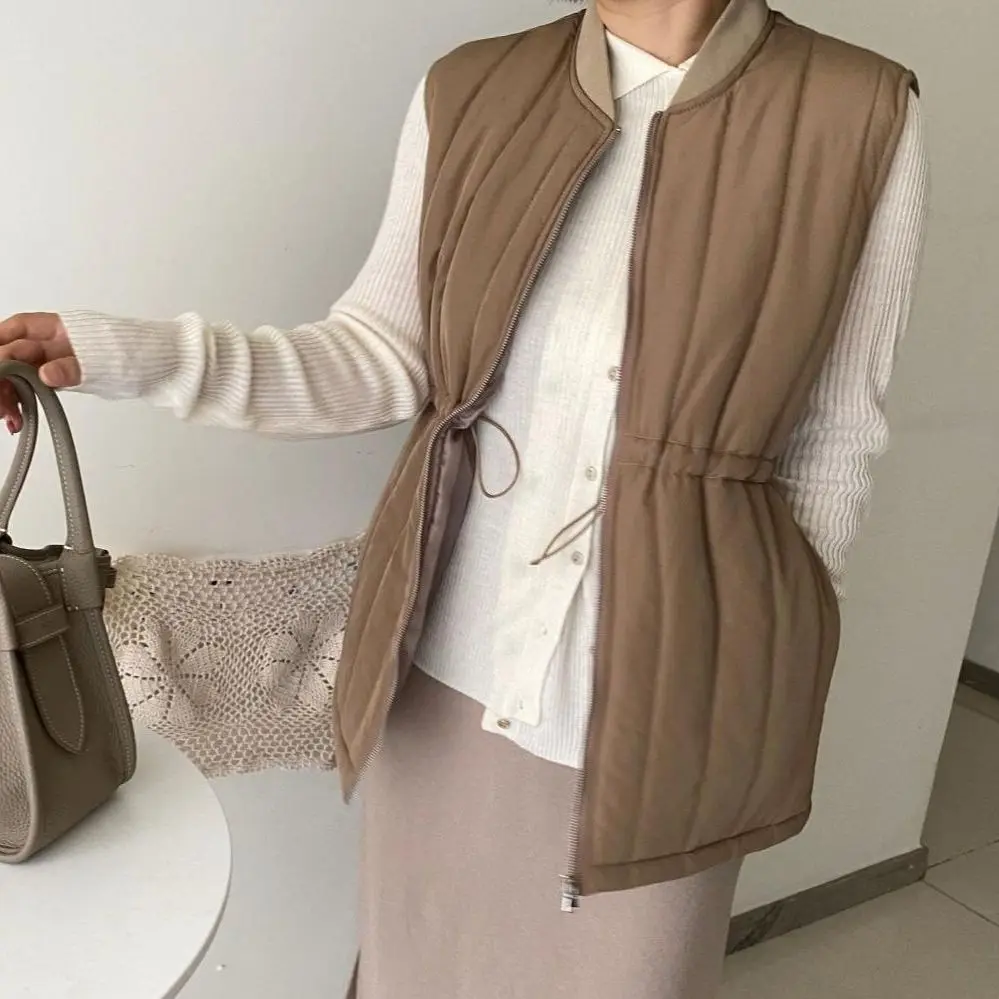 Женский хлопковый жилет на молнии, повседневный элегантный жилет в полоску в Корейском стиле без рукавов для офиса, Осень-зима 2021
Женский хлопковый жилет на молнии, повседневный элегантный жилет в полоску в Корейском стиле без рукавов для офиса, Осень-зима 2021