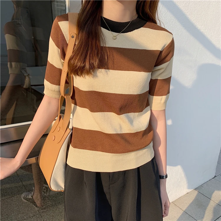 New Summer Color Matching Striped Short-sleeved T-shirt Women Korean Style Slim Ice silk Knit Sweater Top
New Summer Color Matching Striped Short-sleeved T-shirt Women Korean Style Slim Ice silk Knit Sweater Top