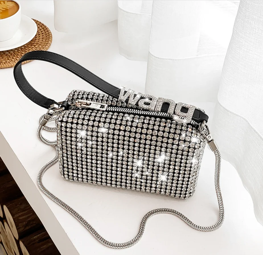 Rhinestone Bag 2021 New Full Diamond Armpit Bag Single Shoulder Messenger Women's Bag Small Handbag Cute Crossbody Bag
Rhinestone Bag 2021 New Full Diamond Armpit Bag Single Shoulder Messenger Women's Bag Small Handbag Cute Crossbody Bag