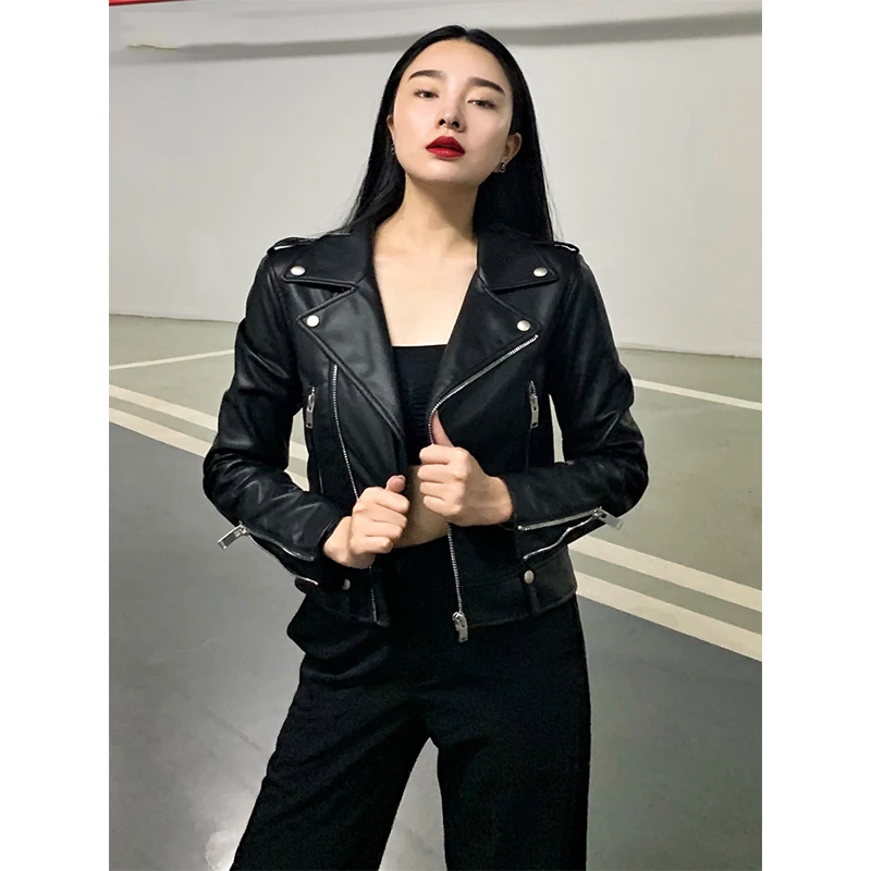 Женская байкерская куртка из искусственной кожи, черная короткая куртка на молнии с отложным воротником и длинным рукавом, верхняя одежда, ... 
Женская байкерская куртка из искусственной кожи, черная короткая куртка на молнии с отложным воротником и длинным рукавом, верхняя одежда, ...