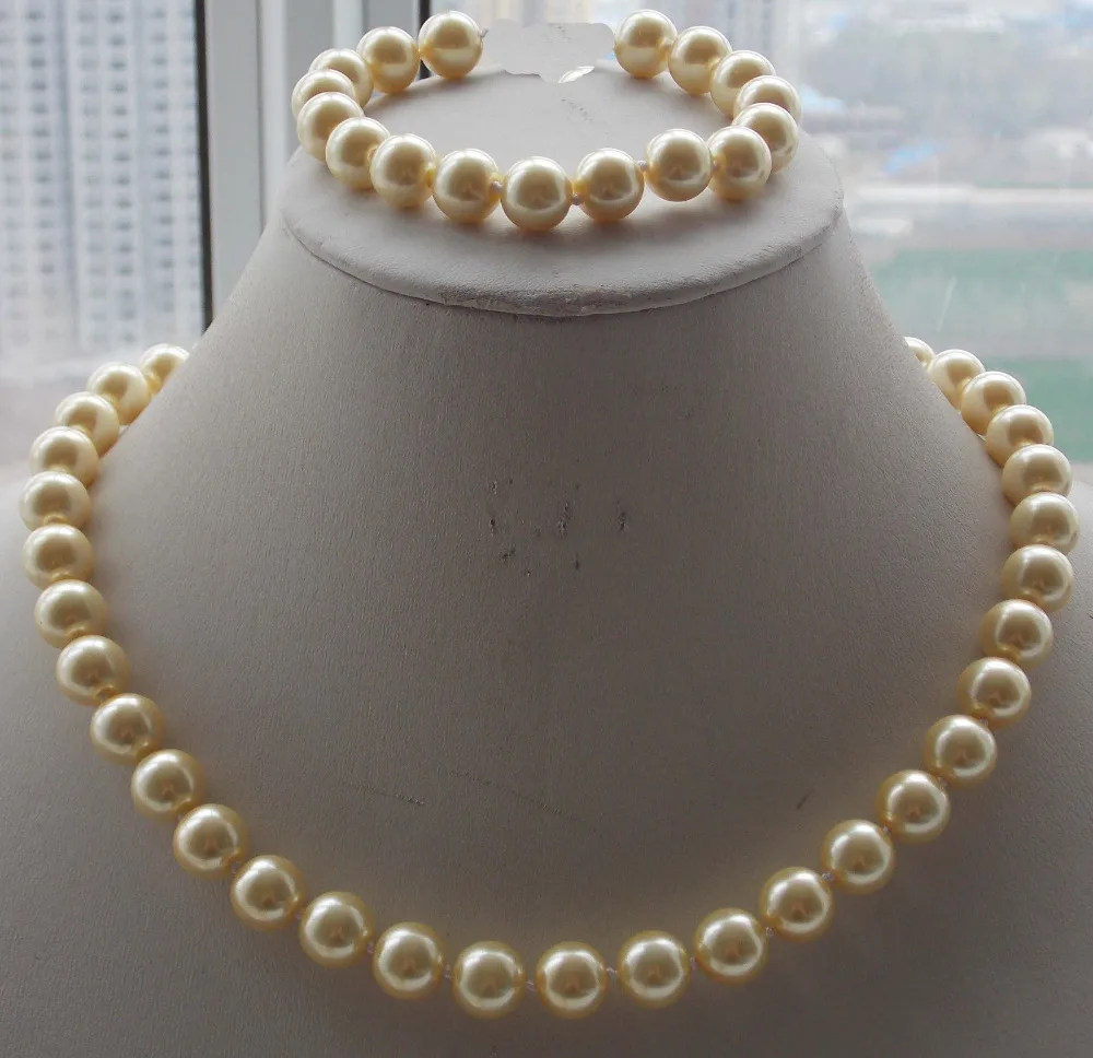 >>>>AAA 10mm Yellow South Sea Shell Pearl Round Necklace Bracelet 18''7.5'' F-14
>>>>AAA 10mm Yellow South Sea Shell Pearl Round Necklace Bracelet 18''7.5'' F-14