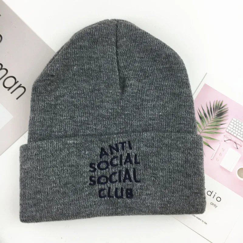 1pc Hat High Quality Russian Letter Very Cold Casual Beanies For Men Women Fashion Knitted Winter Hat Hip-hop Beanie Hat
1pc Hat High Quality Russian Letter Very Cold Casual Beanies For Men Women Fashion Knitted Winter Hat Hip-hop Beanie Hat