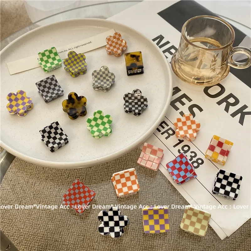 2021 New Black And White Checkerboard Small Catch Clip Color Bangs Clip Broken Hair Edge Clip Hairpin All-Match Hair Accessories
2021 New Black And White Checkerboard Small Catch Clip Color Bangs Clip Broken Hair Edge Clip Hairpin All-Match Hair Accessories