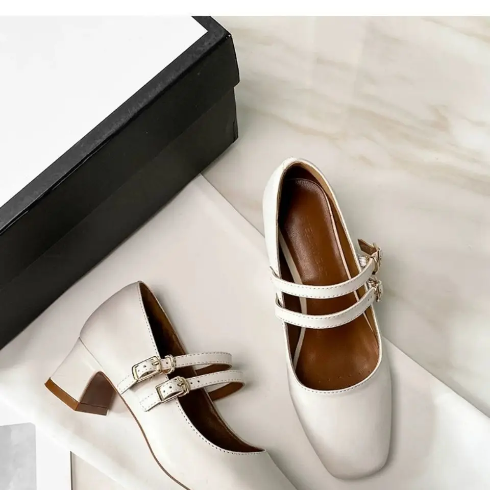 High Heeled Women's New Fall 2020 Korean Square Head Shallow Mouth Single Shoes Women's Thick Heel Medium Heel Mary Shoes
High Heeled Women's New Fall 2020 Korean Square Head Shallow Mouth Single Shoes Women's Thick Heel Medium Heel Mary Shoes