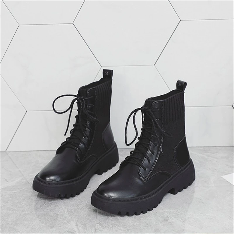 JIANBUDAN 2021 New Motorcycle Boots Women's Fashion Autumn Winter flat platform Ankle boots Big size Women Sock boots Lace-Up
JIANBUDAN 2021 New Motorcycle Boots Women's Fashion Autumn Winter flat platform Ankle boots Big size Women Sock boots Lace-Up