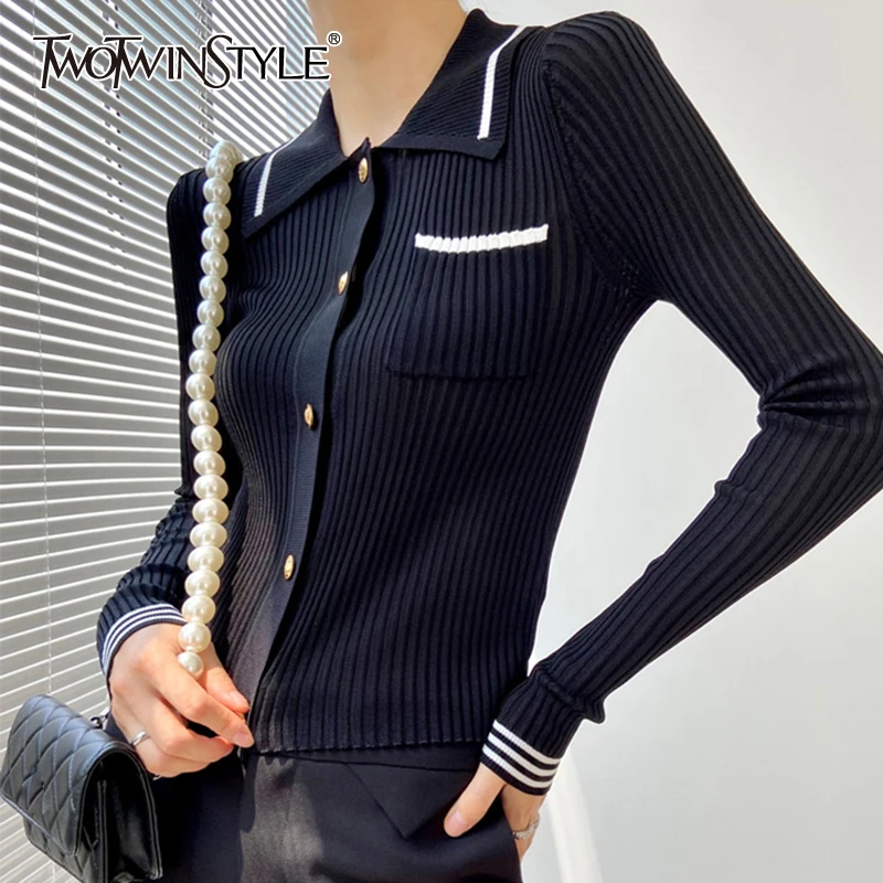 TWOTWINSTYLE Casual Sweater For Female Lapel Collar Long Sleeve High Waist Slimming Colorblock Women's Casual Sweater Fashion
TWOTWINSTYLE Casual Sweater For Female Lapel Collar Long Sleeve High Waist Slimming Colorblock Women's Casual Sweater Fashion