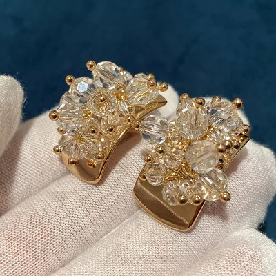 Earrings Women's S925 Metal Crystal Hand-Woven Beaded Earrings Flower Decoration Transparent Crystal Bride Magazine Joker Gift
Earrings Women's S925 Metal Crystal Hand-Woven Beaded Earrings Flower Decoration Transparent Crystal Bride Magazine Joker Gift