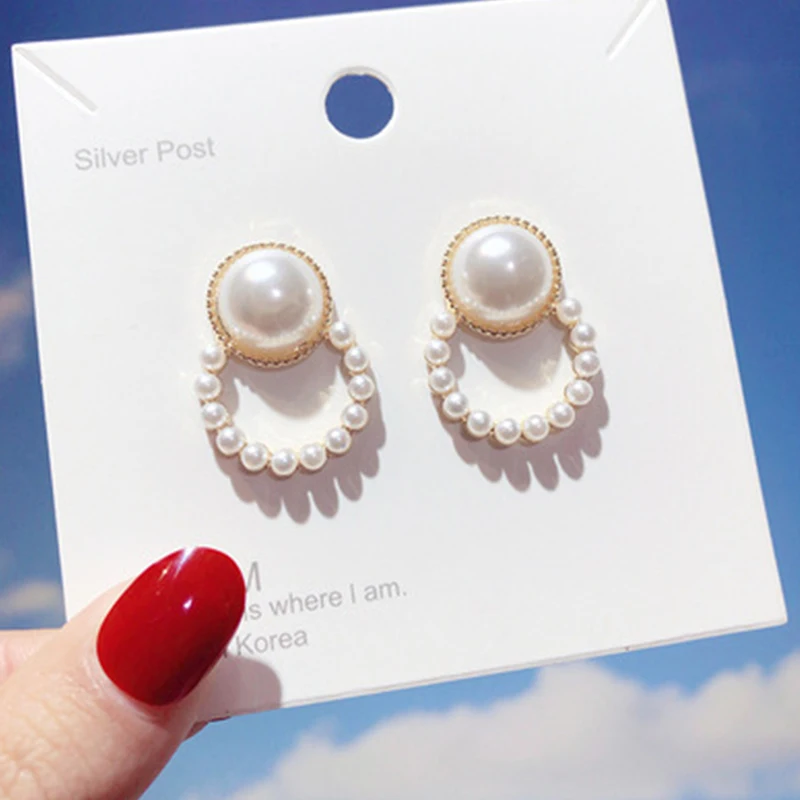 New Korean Pearl Earrings Drop for Women styles Cute Tassel Round statement Stud Earrings Pearl Fashion Jewelry Free shipping
New Korean Pearl Earrings Drop for Women styles Cute Tassel Round statement Stud Earrings Pearl Fashion Jewelry Free shipping