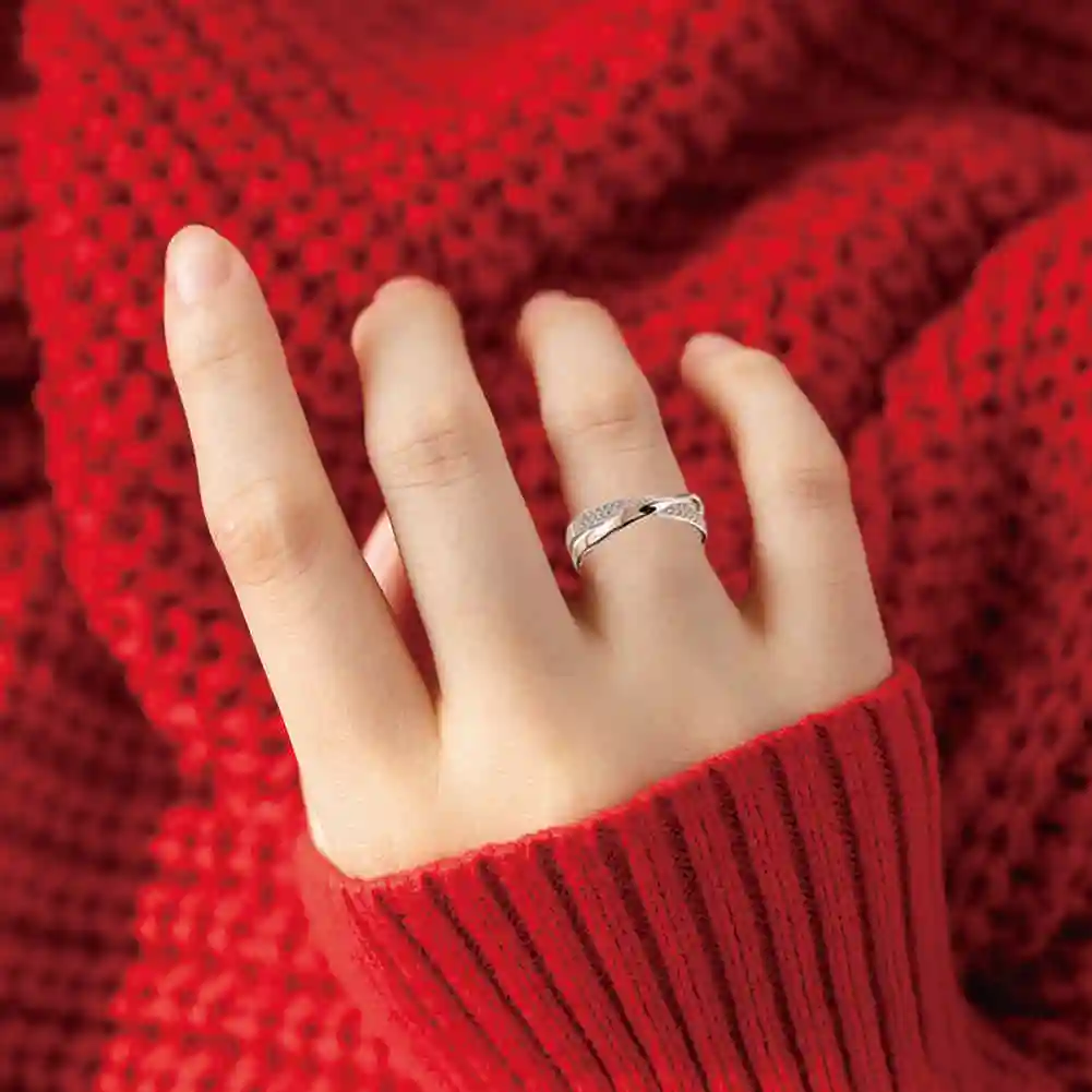 New 2022 Classic Wedding Rings For Women Fashion Two Tone X Shape Dazzling Cz Ring Female Engagement Jewelry S9u2
New 2022 Classic Wedding Rings For Women Fashion Two Tone X Shape Dazzling Cz Ring Female Engagement Jewelry S9u2