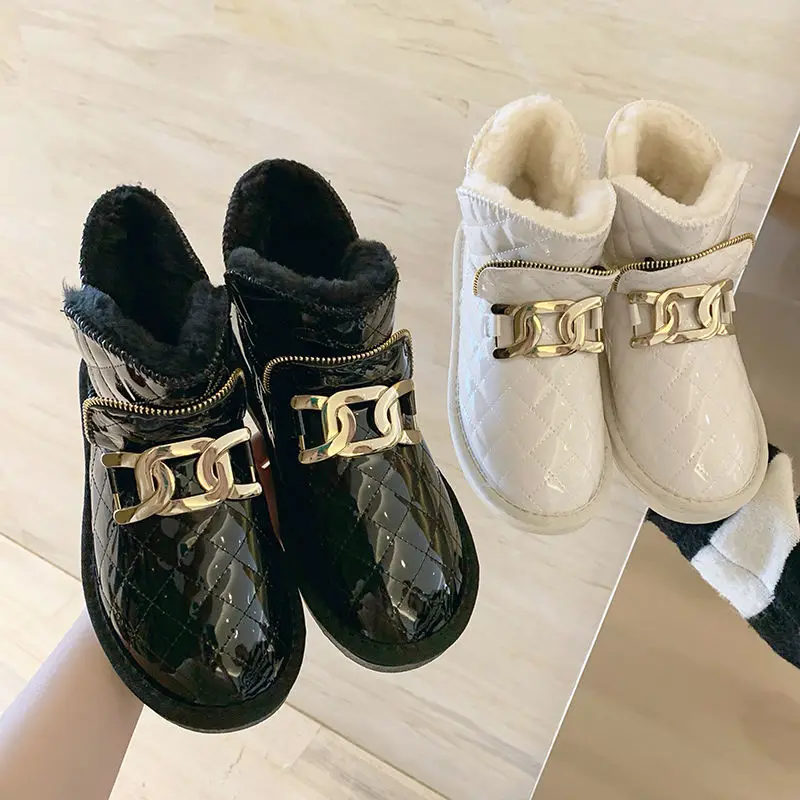 2021winter New Snow Boots Women Fur Integrated Velvet Mesh Patent Leather Waterproof Non-Slip One Pedal Cotton Metal Decoration
2021winter New Snow Boots Women Fur Integrated Velvet Mesh Patent Leather Waterproof Non-Slip One Pedal Cotton Metal Decoration