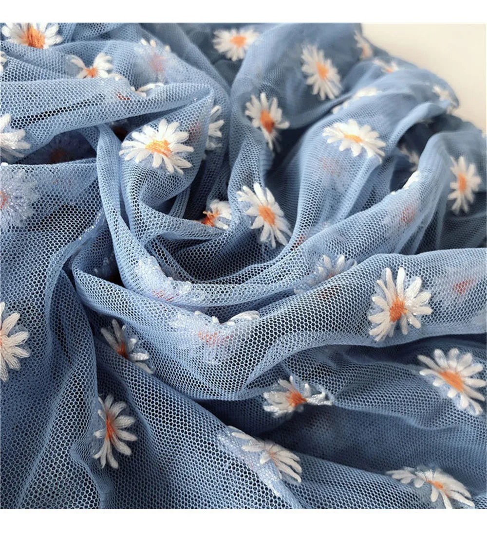 Spring / Summer 2020 New Mini Daisy Mesh Embroidery Cute Sweet Temperament Shopping Bag Handbag
Spring / Summer 2020 New Mini Daisy Mesh Embroidery Cute Sweet Temperament Shopping Bag Handbag