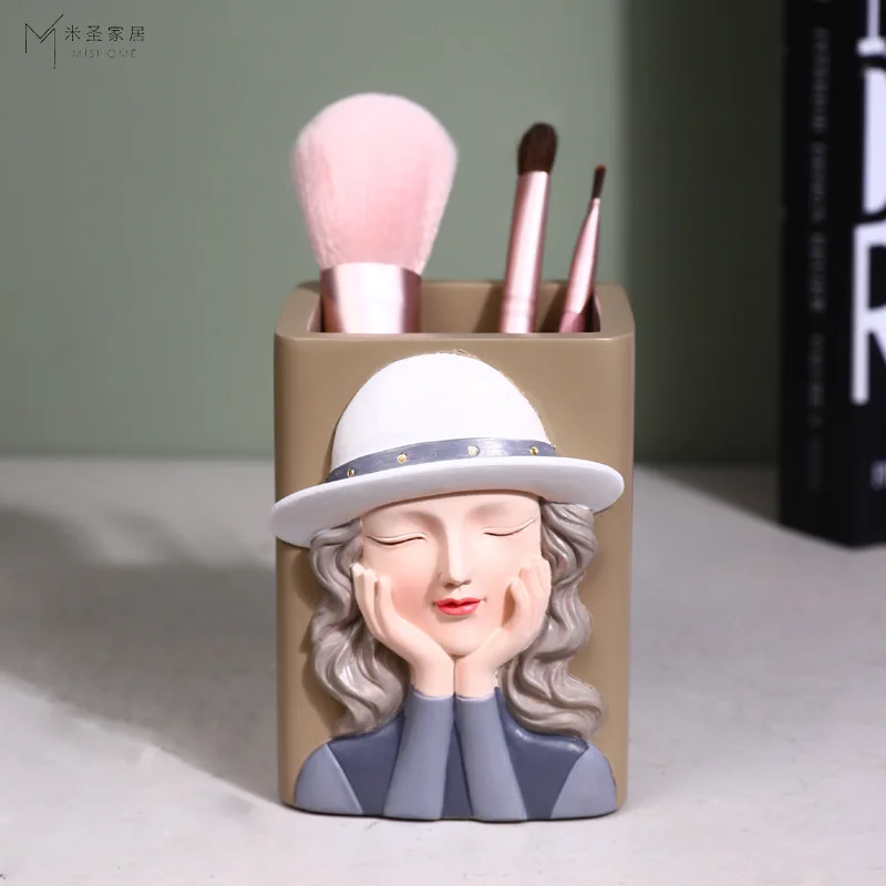 Cartoon creative girls heart tabletop decoration Fashion multifunctional cosmetic brush desk organizer storage box makeup holder
Cartoon creative girls heart tabletop decoration Fashion multifunctional cosmetic brush desk organizer storage box makeup holder