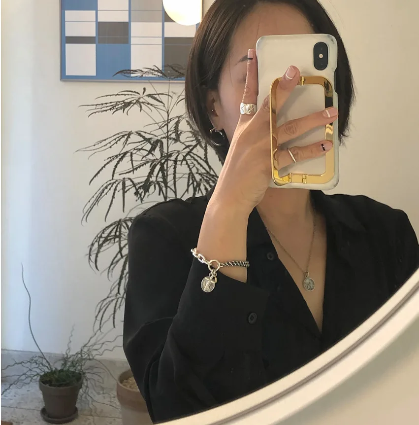 100% корейский дизайн из стерлингового серебра S925 пробы, тяжелый плетеный браслет ручной работы, пряжка, цепочка, браслет в стиле хип-хоп, Изящ... 
100% корейский дизайн из стерлингового серебра S925 пробы, тяжелый плетеный браслет ручной работы, пряжка, цепочка, браслет в стиле хип-хоп, Изящ...