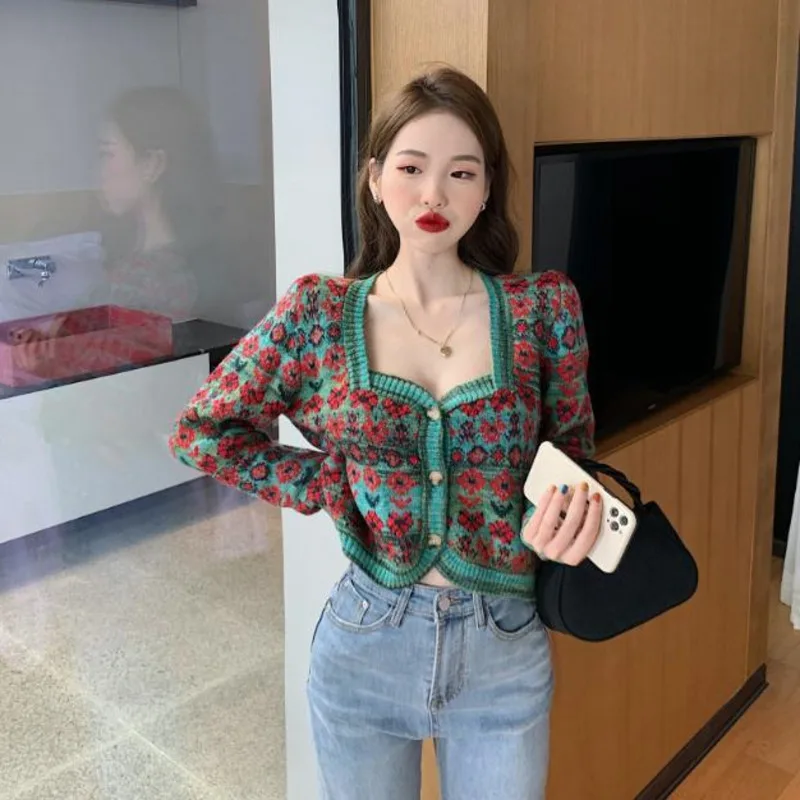 Women's Cardigan Sweaters Square Collar Single Breasted Korean Short Sweater Thin Long Sleeve Rinting Knitting Clothing 2021
Women's Cardigan Sweaters Square Collar Single Breasted Korean Short Sweater Thin Long Sleeve Rinting Knitting Clothing 2021