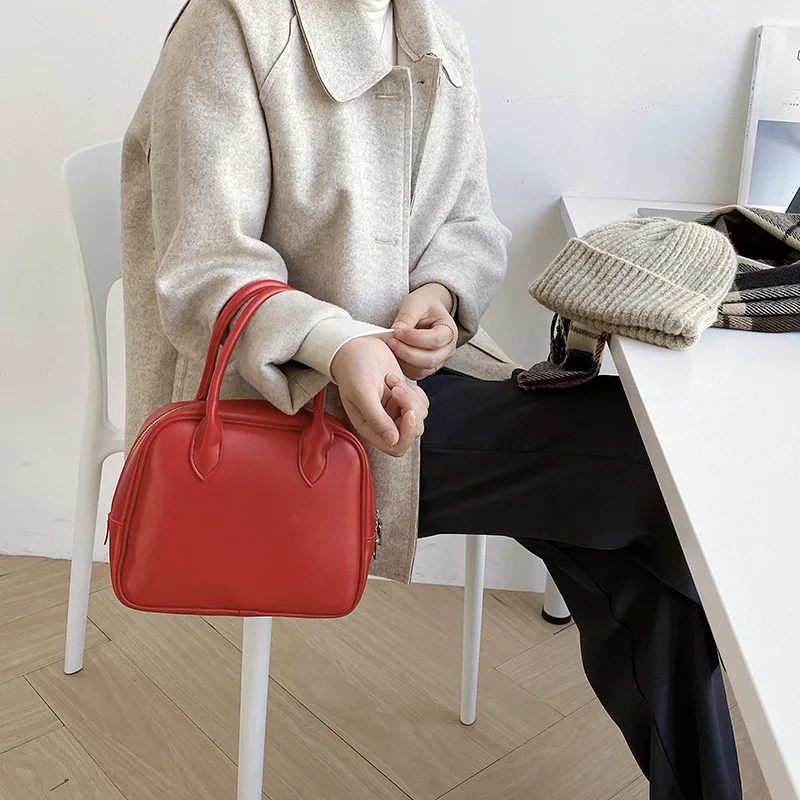 Fashion Concise Vintage Large Capacity Solid Color Tote Bag Shoulder Bag With Handle Crossbody Bag Daily Traveling 6 Colors
Fashion Concise Vintage Large Capacity Solid Color Tote Bag Shoulder Bag With Handle Crossbody Bag Daily Traveling 6 Colors