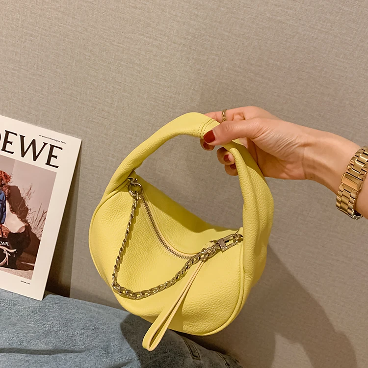 Original Niche Design Genuine Leather Chain Bag 2021 New Trendy Women Bag Messenger Shoulder Bag Portable Luxury Bag
Original Niche Design Genuine Leather Chain Bag 2021 New Trendy Women Bag Messenger Shoulder Bag Portable Luxury Bag