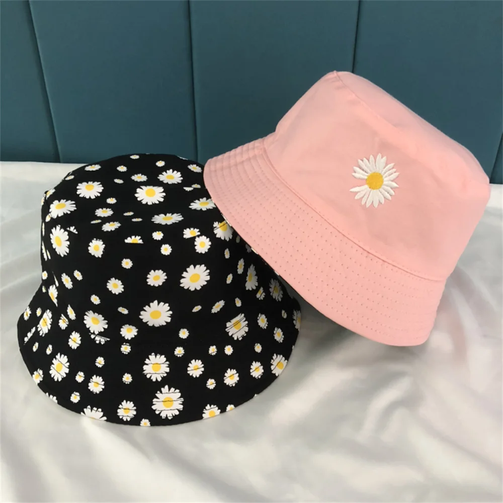New Men And Women Small Embroidered Daisy Bucket Hat Summer Double-sided Panama Straw Hat Outdoor Fashion Fishing Fisherman Hat
New Men And Women Small Embroidered Daisy Bucket Hat Summer Double-sided Panama Straw Hat Outdoor Fashion Fishing Fisherman Hat