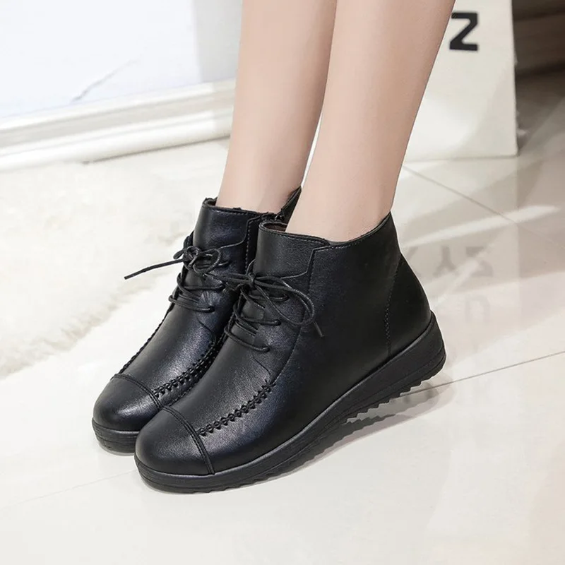 High Quality Women Boots Winter Shoes 2020 Fashion Waterproof Snow Boots Women Casual Lightweight Non-slip Female Ankle Boots
High Quality Women Boots Winter Shoes 2020 Fashion Waterproof Snow Boots Women Casual Lightweight Non-slip Female Ankle Boots