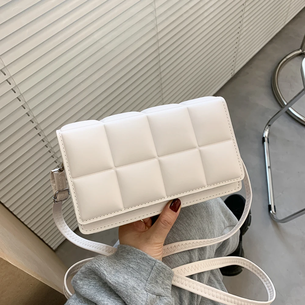 Women's Bag Summer New 2021 Female Literary Single-Shoulder Bag Lattice Pattern Design Cross-Body Bag Trend Women's Bag Bolsos
Women's Bag Summer New 2021 Female Literary Single-Shoulder Bag Lattice Pattern Design Cross-Body Bag Trend Women's Bag Bolsos